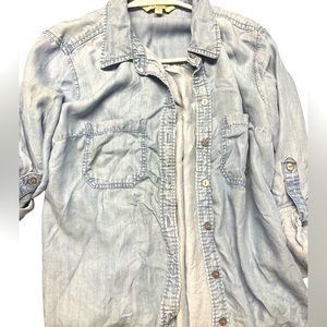 Liverpool Beachy Ultra-Light Button-Down Shirt Small